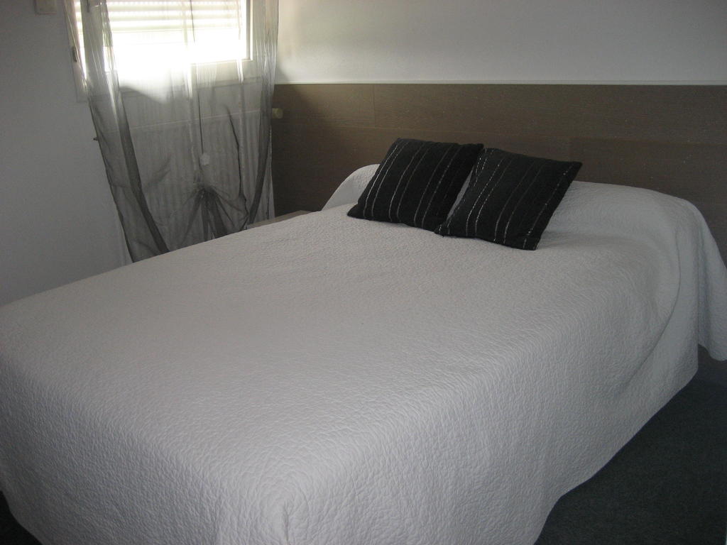 Hotel Bon Repos Barbezieux-Saint-Hilaire Rum bild